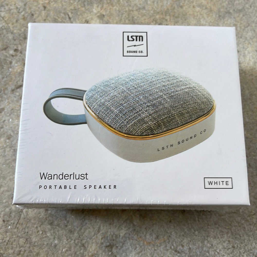 New Wanderlust Portable Speaker